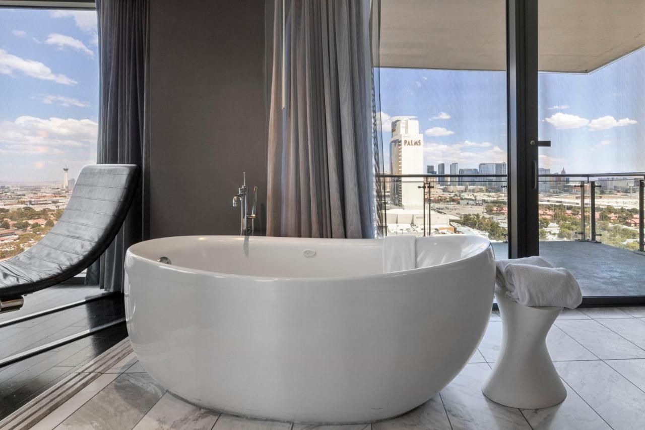 Huge Modern Luxury 17 Floor Panoramic Corner Suite With Open Balcony Λας Βέγκας Εξωτερικό φωτογραφία