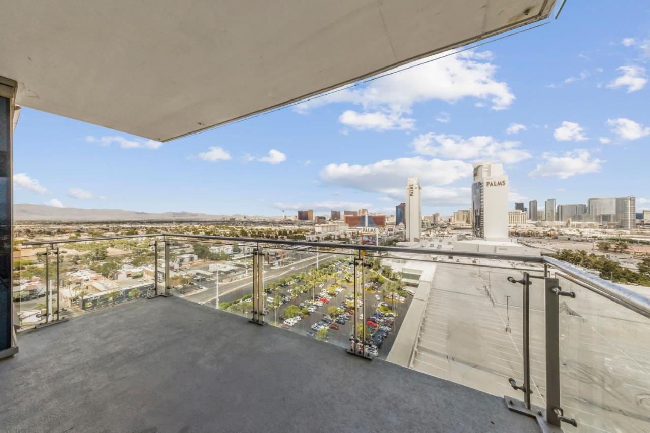 Huge Modern Luxury 17 Floor Panoramic Corner Suite With Open Balcony Λας Βέγκας Εξωτερικό φωτογραφία
