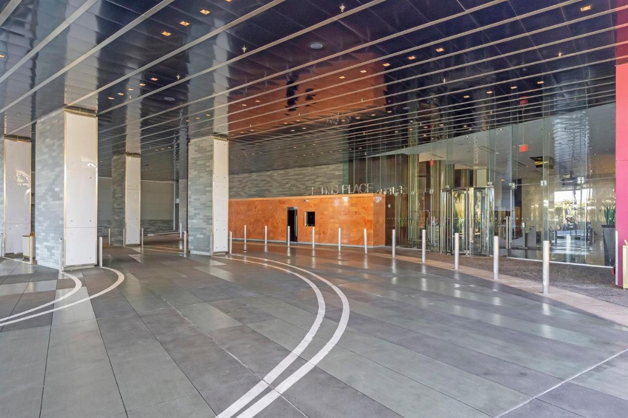 Huge Modern Luxury 17 Floor Panoramic Corner Suite With Open Balcony Λας Βέγκας Εξωτερικό φωτογραφία
