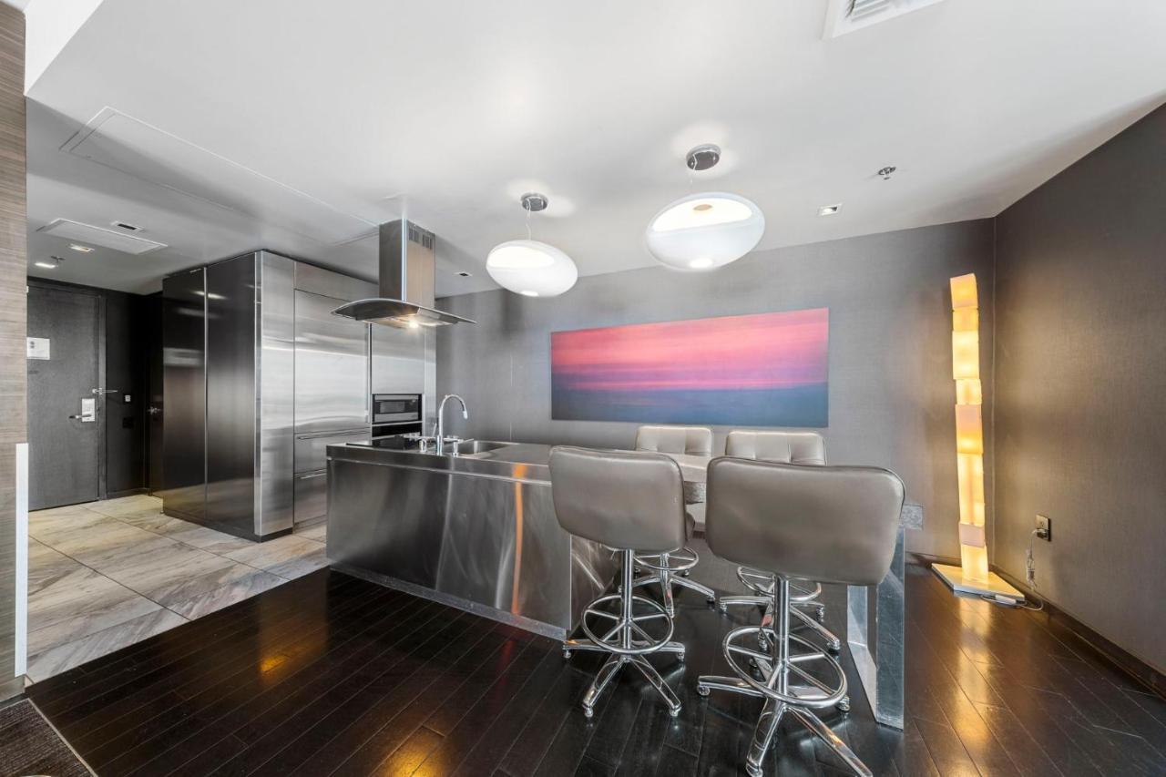 Huge Modern Luxury 17 Floor Panoramic Corner Suite With Open Balcony Λας Βέγκας Εξωτερικό φωτογραφία