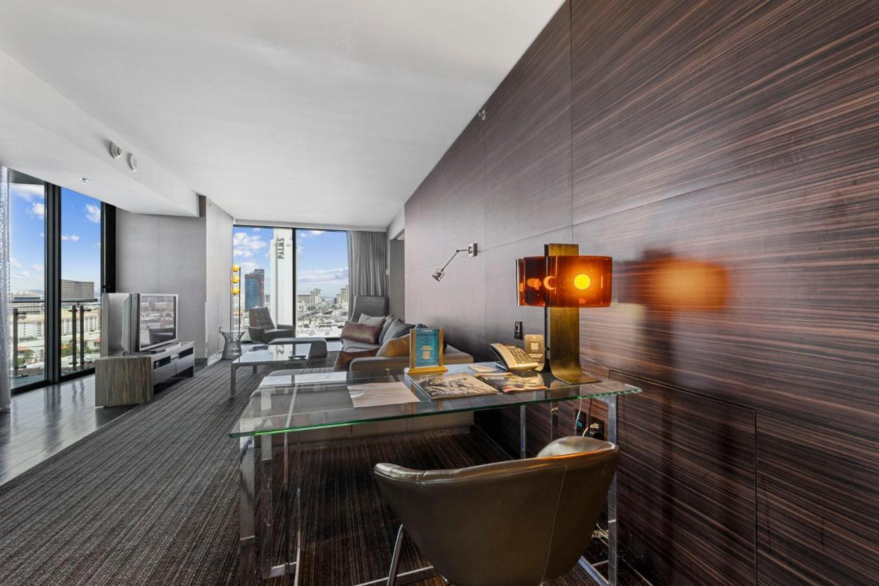 Huge Modern Luxury 17 Floor Panoramic Corner Suite With Open Balcony Λας Βέγκας Εξωτερικό φωτογραφία