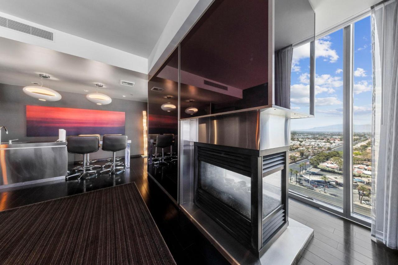 Huge Modern Luxury 17 Floor Panoramic Corner Suite With Open Balcony Λας Βέγκας Εξωτερικό φωτογραφία